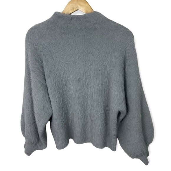 NWT Line and Dot Fuzzy Adler Sweater Grey‎ Heather Grey Size Large New With Tags - Picture 3 of 15